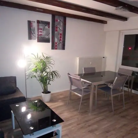 3 Pièces * Saint-Louis (Haut-Rhin)